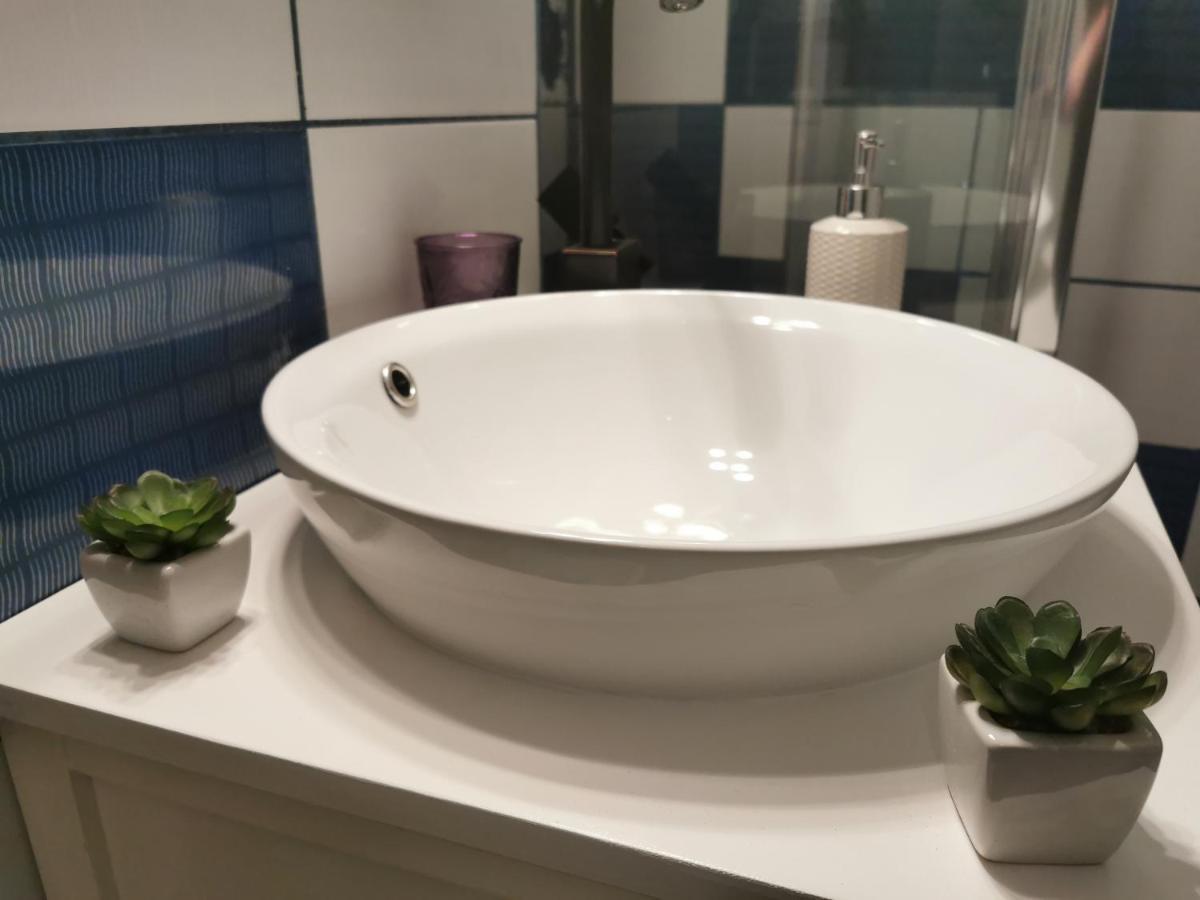 Chic Apartment Brăila Eksteriør billede